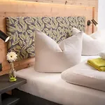 Hotel Farbinger Hof 3*