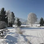 Farbinger Hof 3*