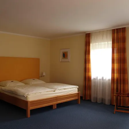 Farbinger Hof Szálloda 3*