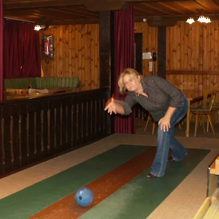 Farbinger Hof فندق