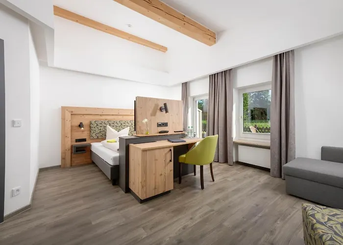 Hotell Farbinger Hof 3*