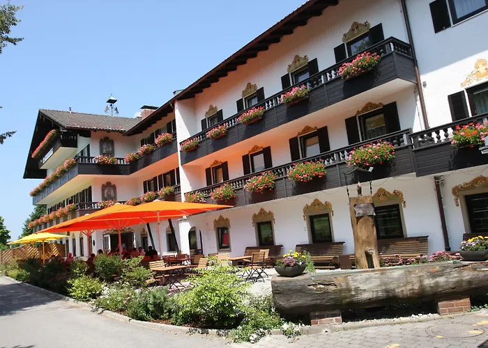 Farbinger Hof 3*